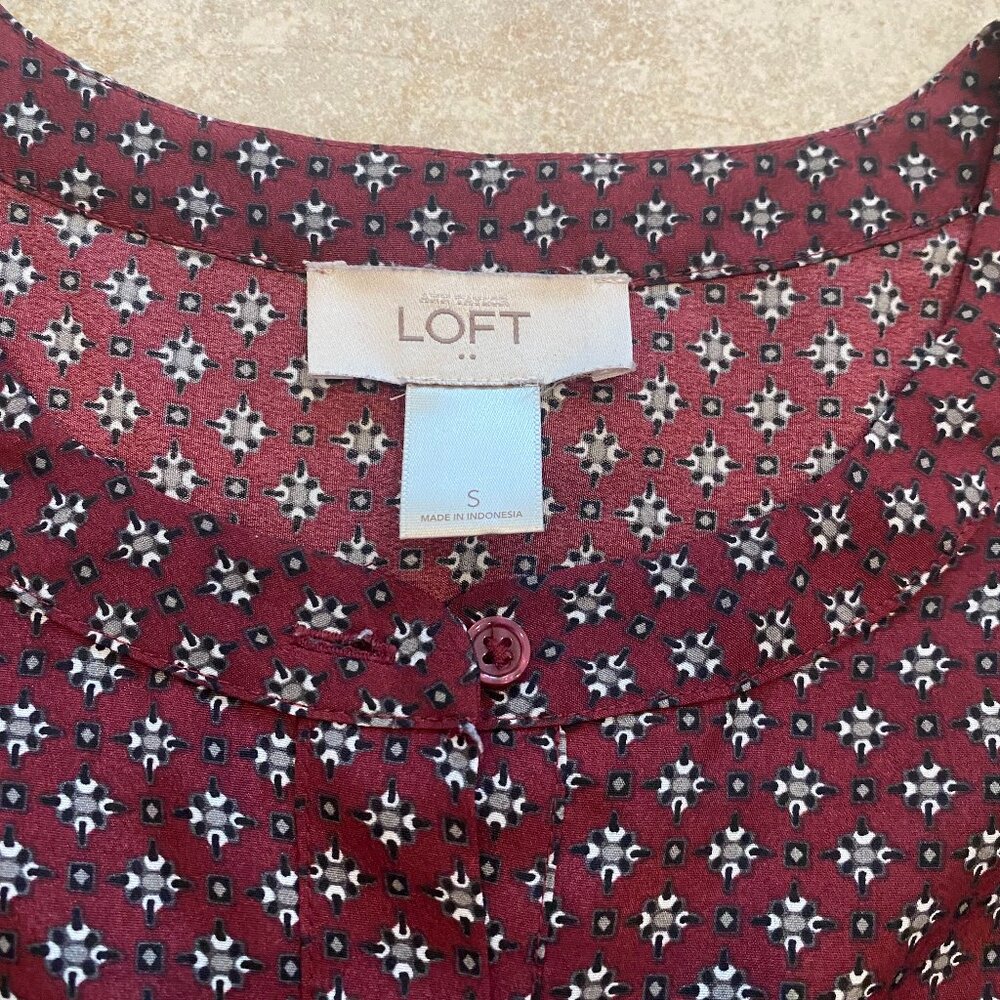 Maroon Patterned Blouse - image 4